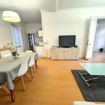 Διαμέρισμα Spacieux A De 93 M² Ναρμπόν