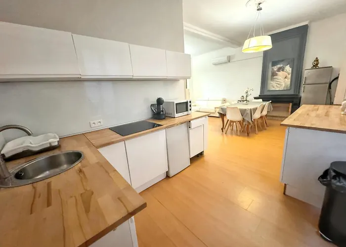 Spacieux à De 93 M² *