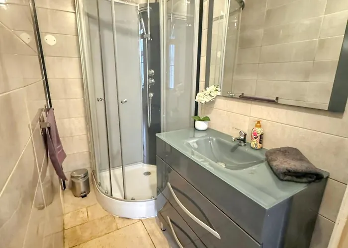 Appartement Spacieux A Narbonne De 93 M²
