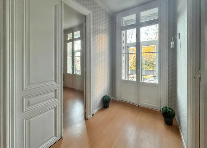 Appartement Spacieux A Narbonne De 93 M² شقة ناربون