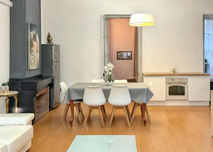 Appartement Spacieux A Narbonne De 93 M² ناربون