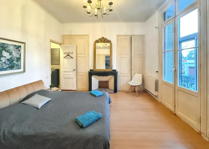 Appartement Spacieux A Narbonne De 93 M² *