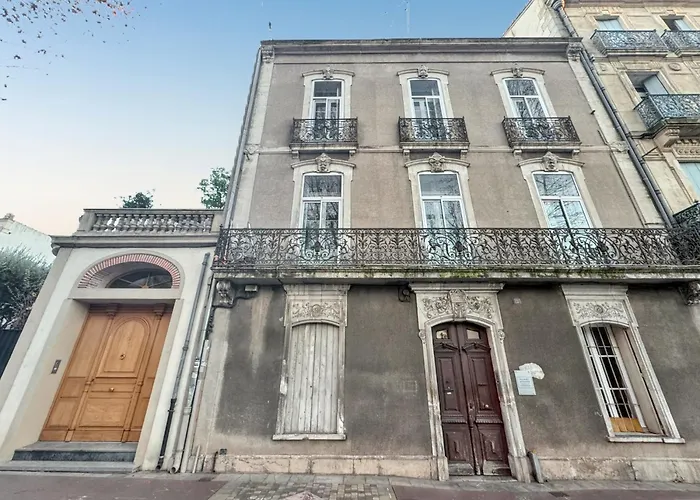Spacieux à De 93 M² Narbonne