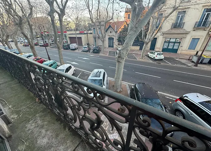 Appartement Spacieux A Narbonne De 93 M² شقة *